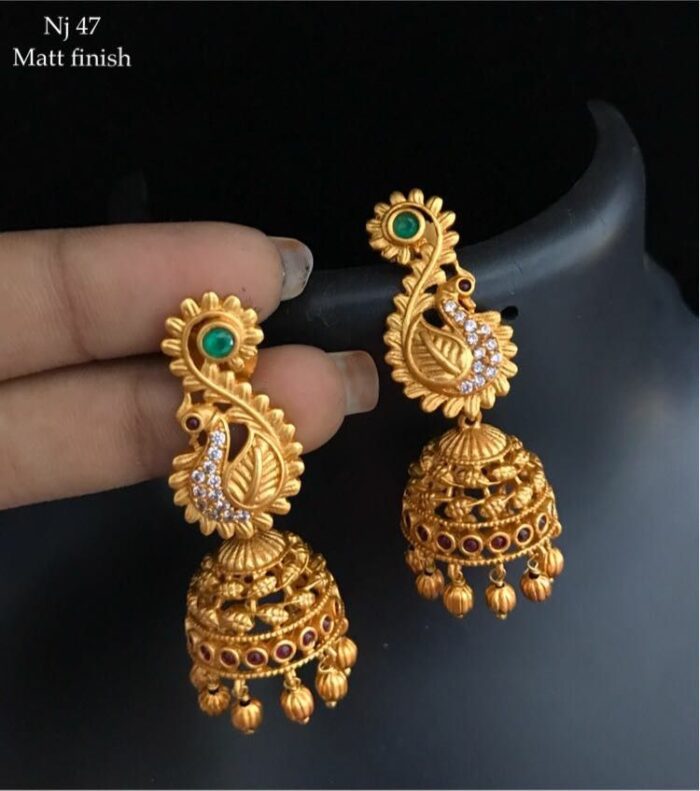 22K WOMEN EAR JUMKAS